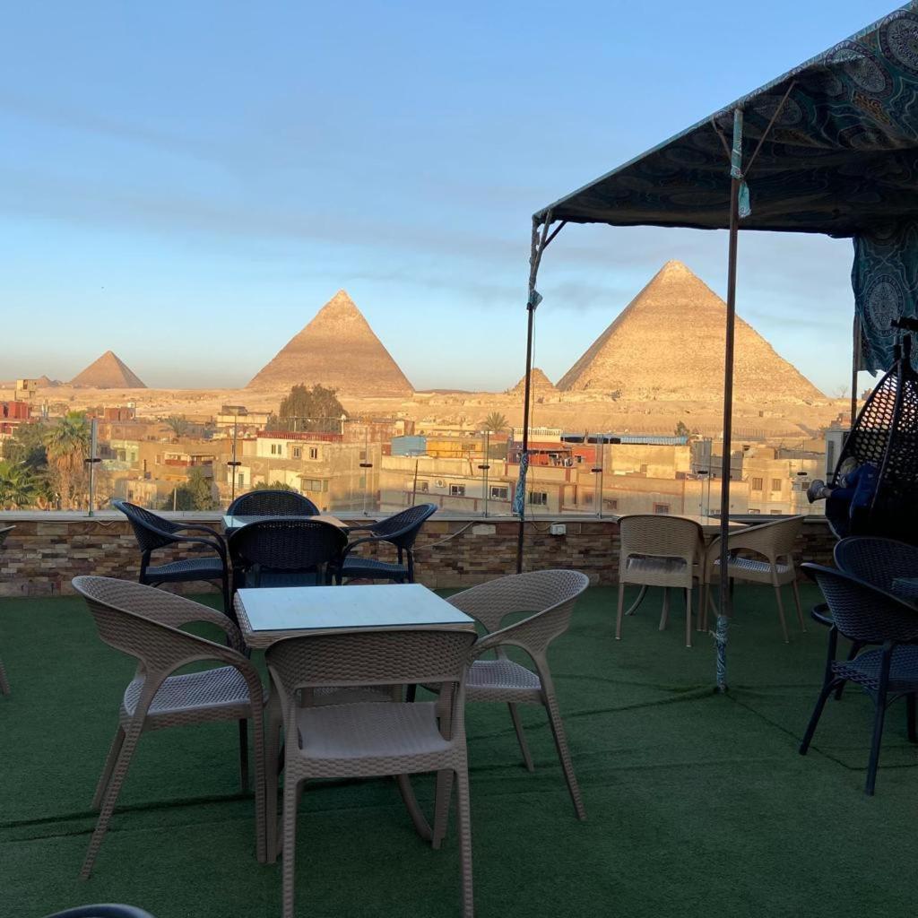 Black Pyramids View Cairo Exterior photo